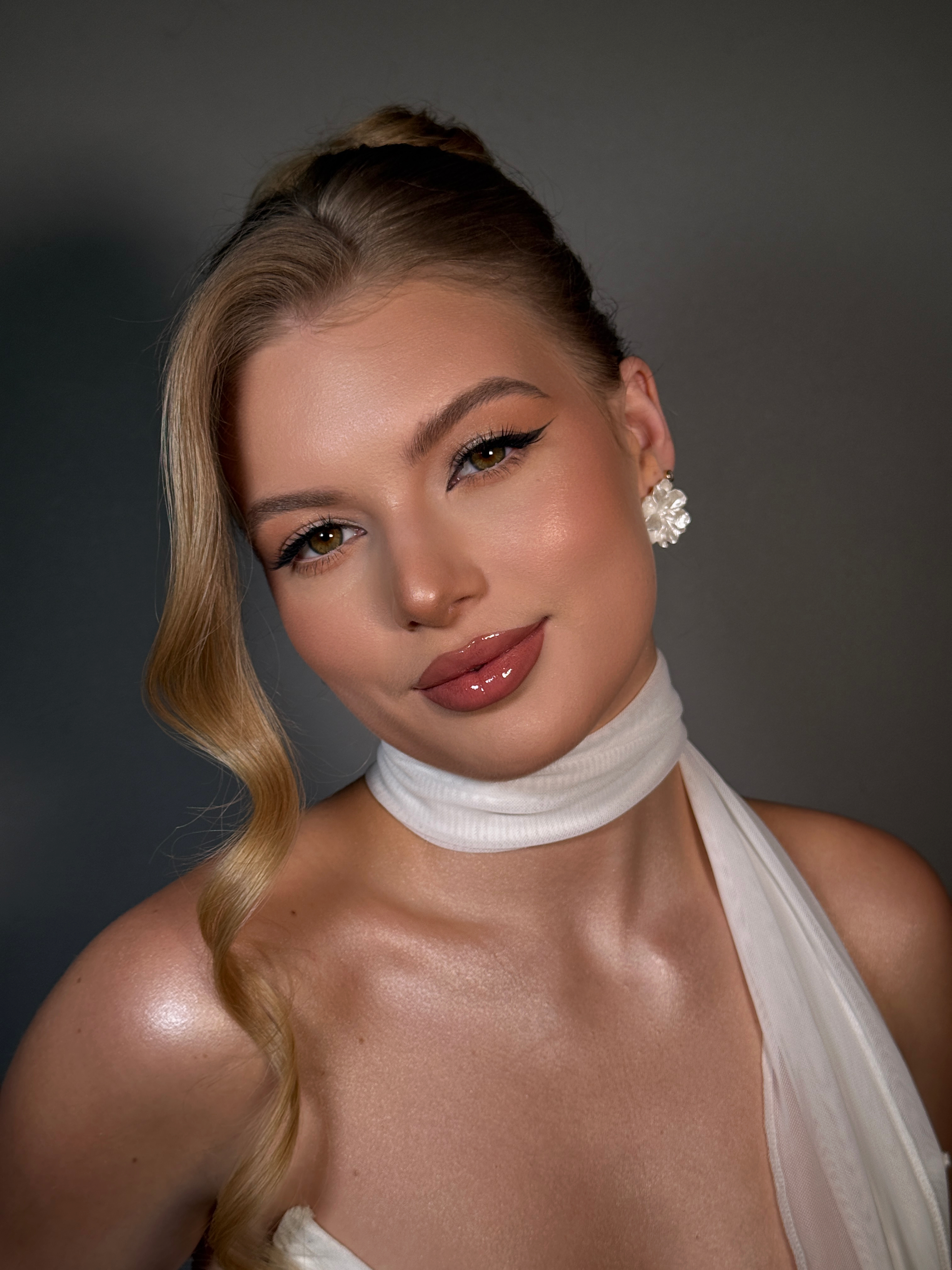 Makijaż ślubny Wrocław — Mariia Tur