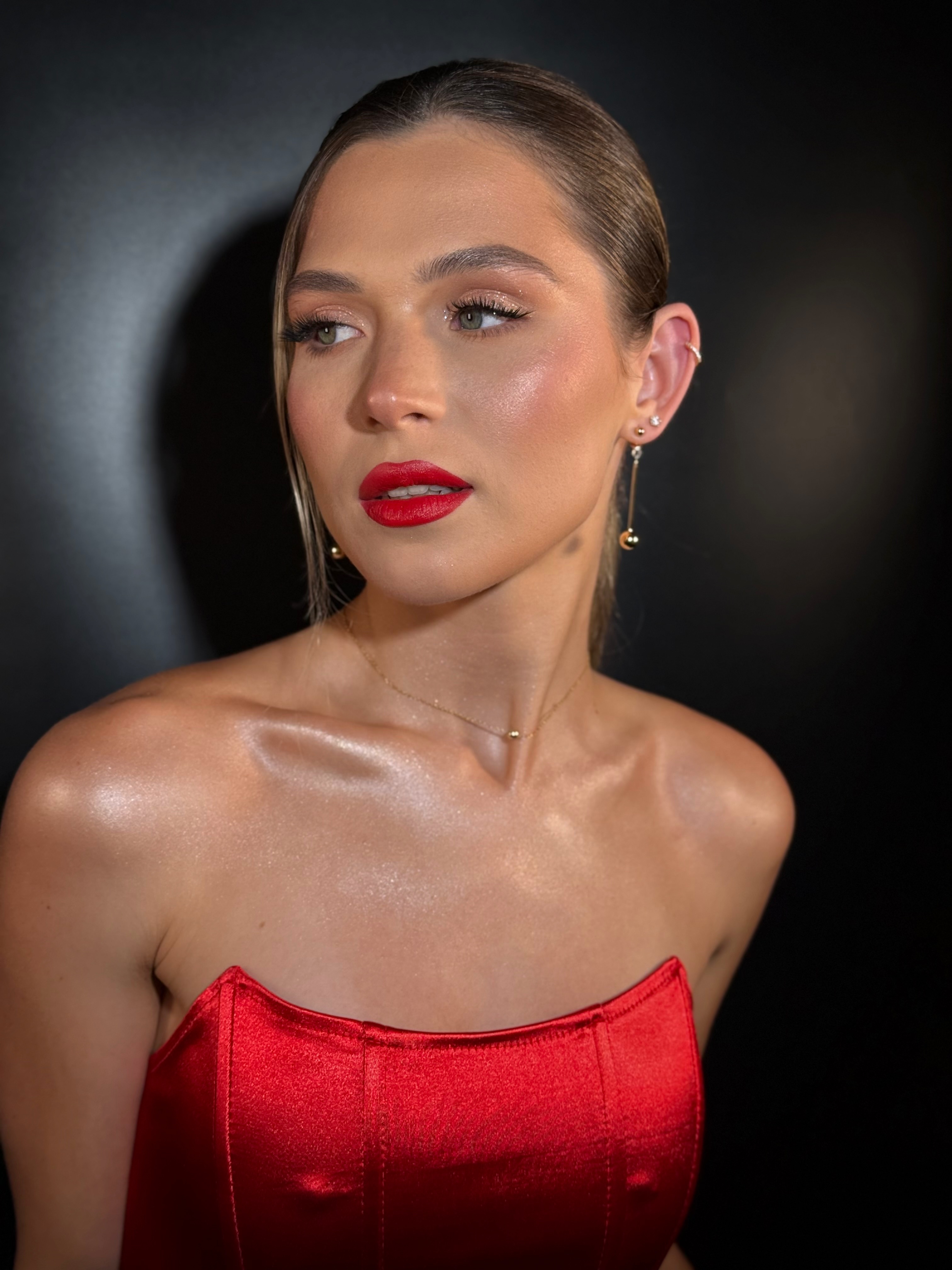 Stylizacja brwi Wrocław — Mariia Tur