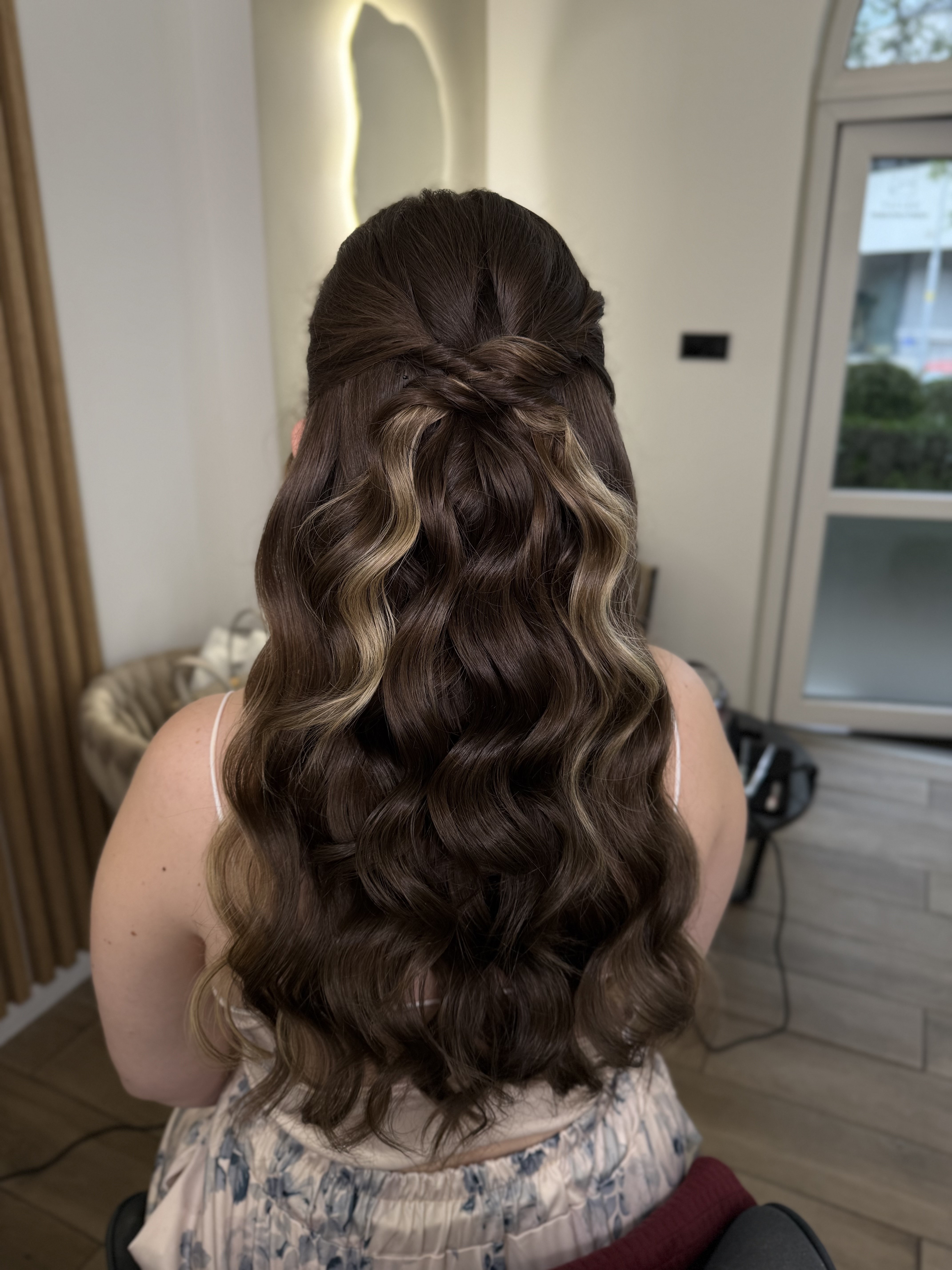 Stylizacja brwi Wrocław — Mariia Tur